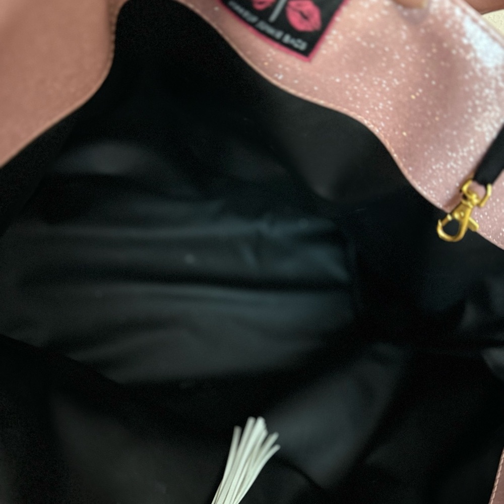 Makeup Junkie Ballerina Glitter Weekender Tote sparkly shuttle pink! - Picture 3 of 4